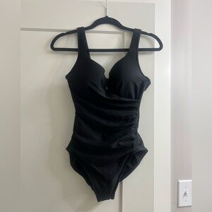 Size 10  Black Miraclesuit Must Haves Escape One Piece Swimsuit
